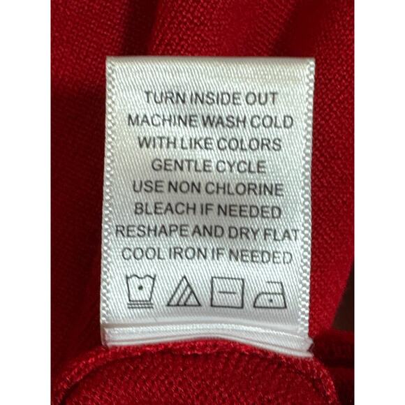 Tint & Shadow XL Red Sweater, C neck Round Hem With Tortoise Shell Look Buttons - Picture 6 of 6